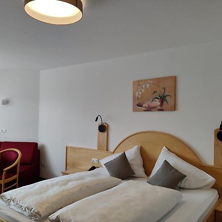 Hotel Garni Herz Tirolo Habitación foto