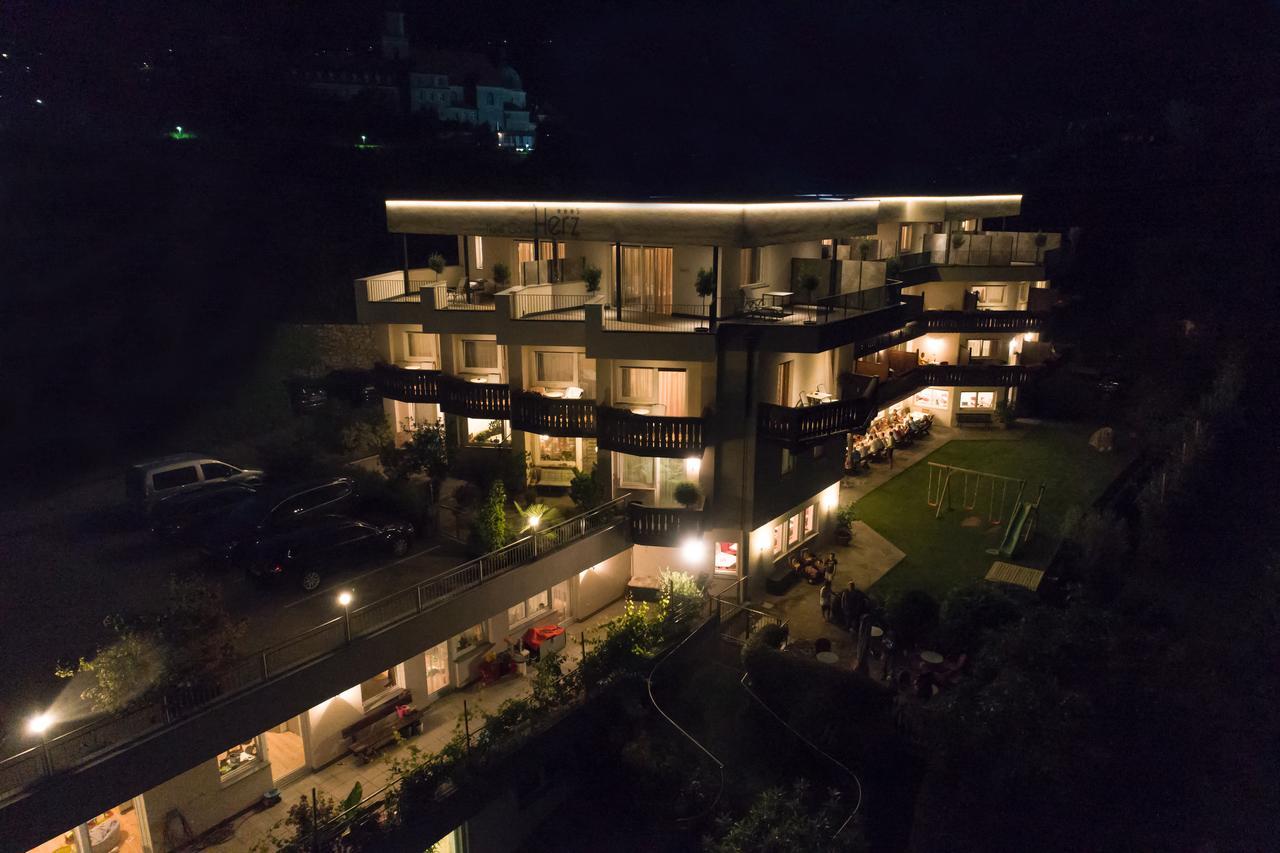 Hotel Garni Herz Tirolo Exterior foto